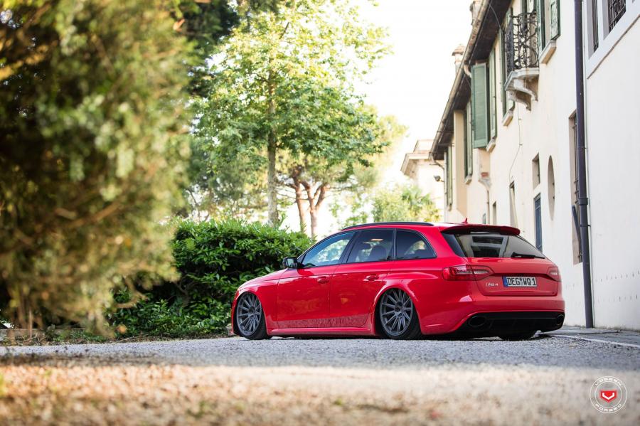 Audi RS4 Avant on Vossen Wheels (GNS-3) 2019 года  (фото 21 из 28)